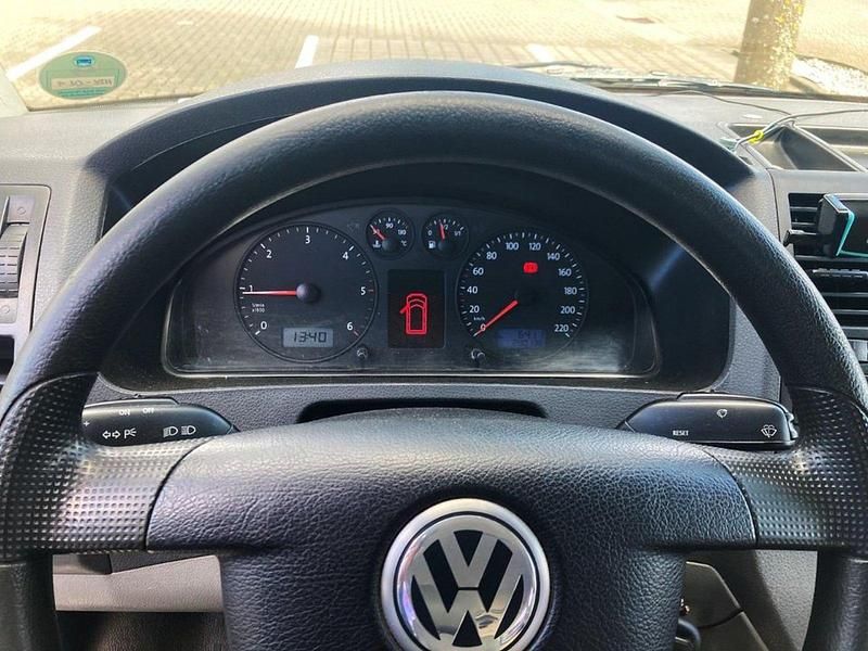 Gebraucht VW T5 131 PS (96 kW) 2007 Silber Van