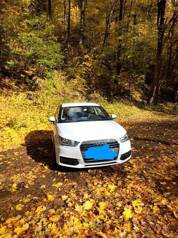 Gebraucht Audi A1 95 PS (69 kW) 2016 Weiß Kleinwagen