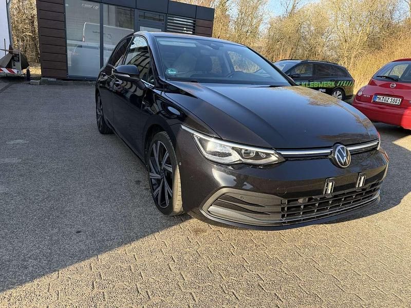 Gebraucht VW Golf VIII Style 150 PS (110 kW) 2022 Schwarz Kleinwagen