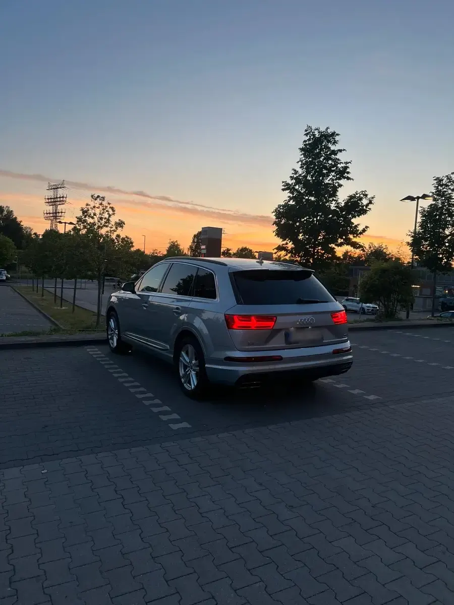 Gebraucht Audi Q7 218 PS (160 kW) 2017 Grau SUV