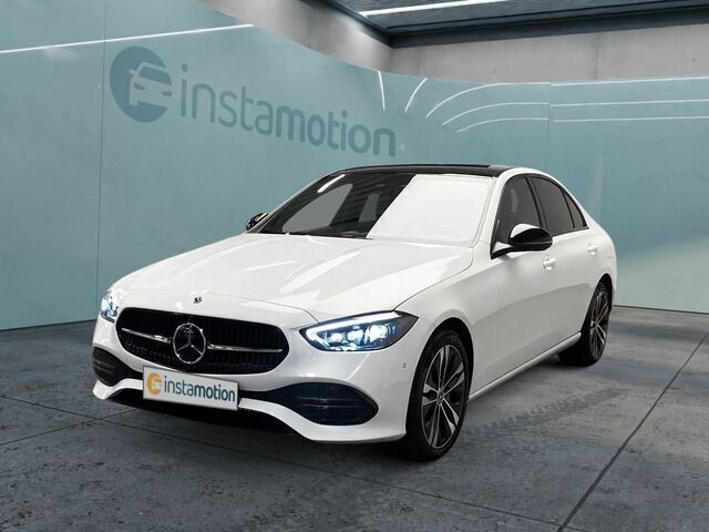 Weiß Gebraucht 2024 Mercedes C300e Avantgarde Limousine | 56.100 € - Bild 1/2