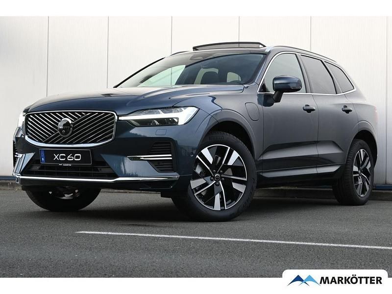 Blau Neu 2025 Volvo XC60 Plus SUV | 69.170 € (Teuer) - Bild 1/4