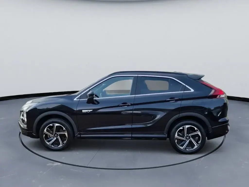 Gebraucht Mitsubishi Eclipse Cross Select 188 PS (138 kW) 2024 Schwarz SUV