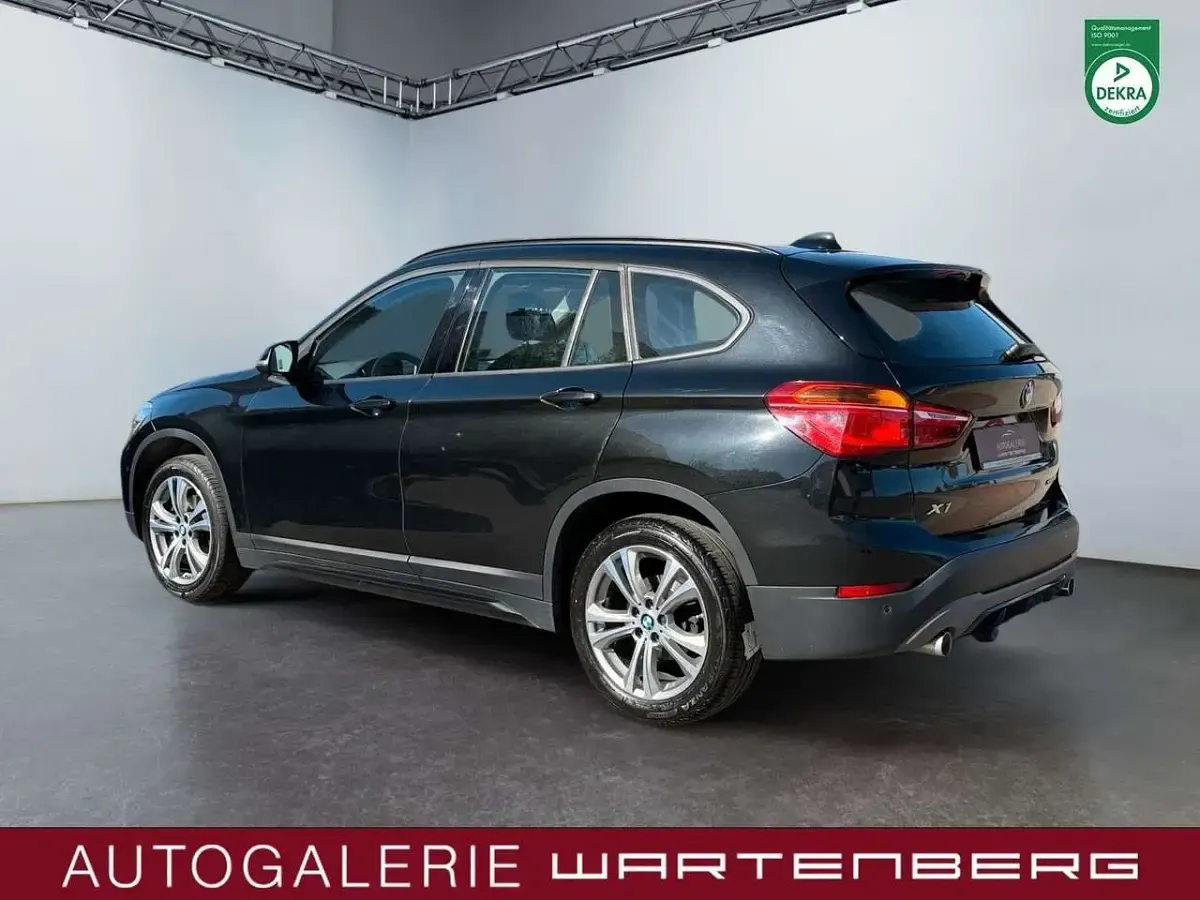 Gebraucht BMW X1 Sport Line 150 PS (110 kW) 2019 Schwarz SUV