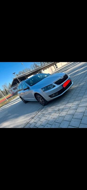 Gebraucht Skoda Octavia 179 PS (131 kW) 2013 Silber Kombi