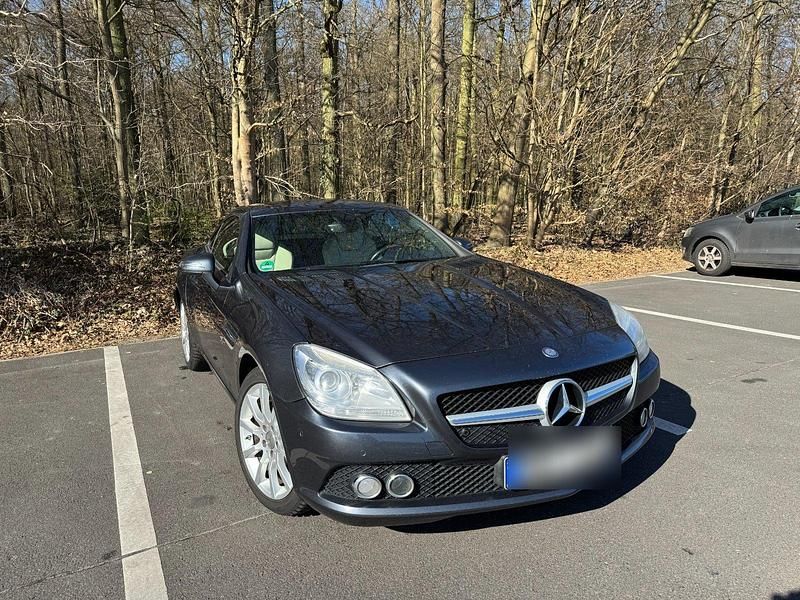 Gebraucht Mercedes SLK250 204 PS (150 kW) 2012 Grau Cabrio