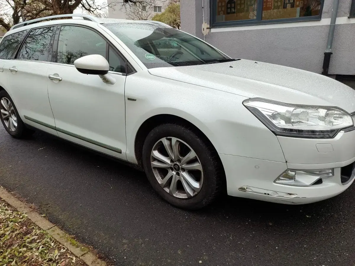 Gebraucht Citroën C5 Exclusive 156 PS (114 kW) 2012 Weiß Kombi