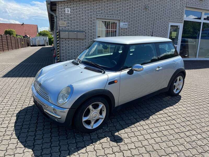 Silber Gebraucht 2004 Mini ONE Kleinwagen | 950 € (Fairer Preis) - Bild 1/4