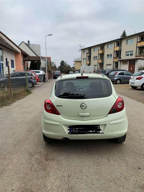 Gebraucht Opel Corsa S 88 PS (64 kW) 2011 Kleinwagen