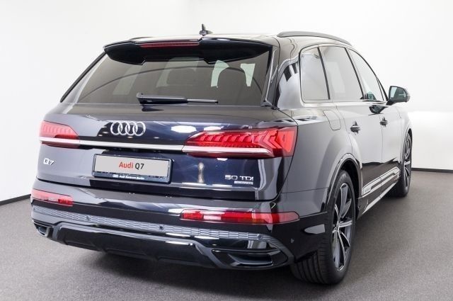 Verkauft Audi Q7 S line 50 TDI quattro., gebraucht 2019, 6 ...