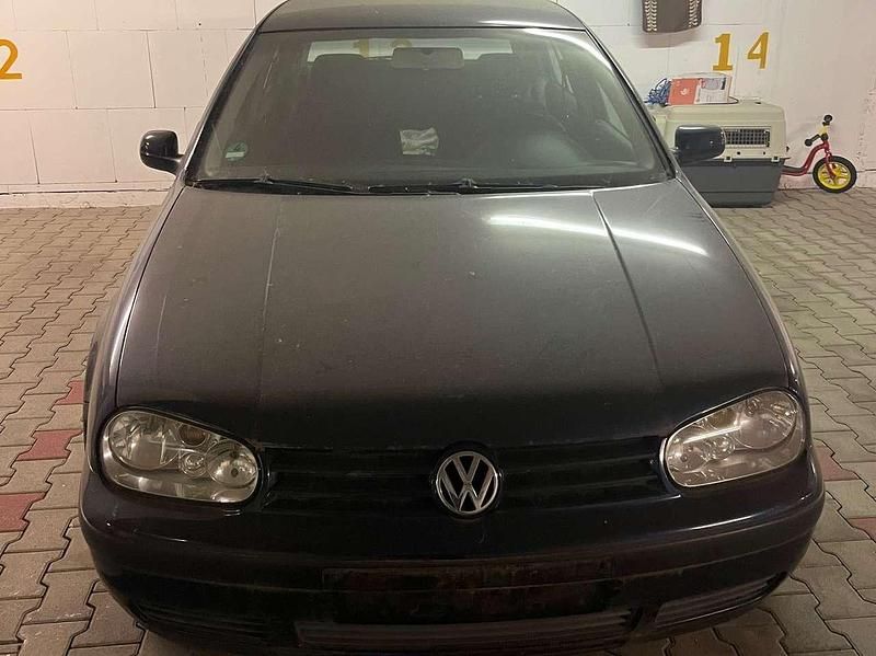 Blau Gebraucht 2002 VW Golf IV Limousine | 1.200 € (Guter Preis) - Bild 1/4