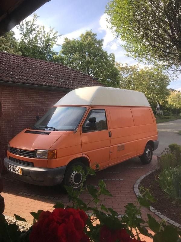 Gebraucht VW T4 84 PS (61 kW) 1999 Orange Van