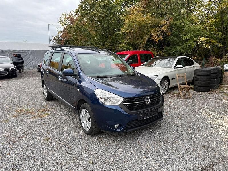 Gebraucht Dacia Lodgy Essentiel 102 PS (75 kW) 2018 Blau Van / Kleinbus