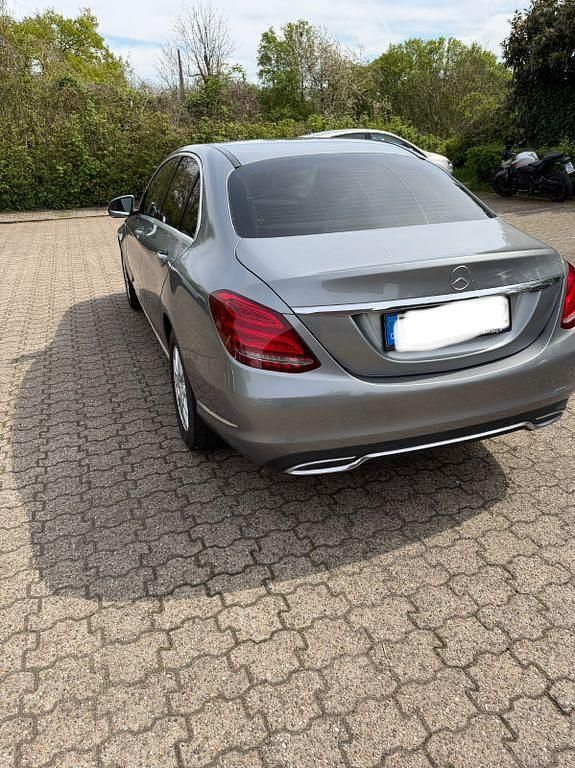 Gebraucht Mercedes C220 Exclusive 170 PS (125 kW) 2015 Grau Limousine