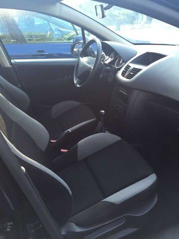 Gebraucht Peugeot 207 92 PS (67 kW) 2007 Schwarz Kleinwagen