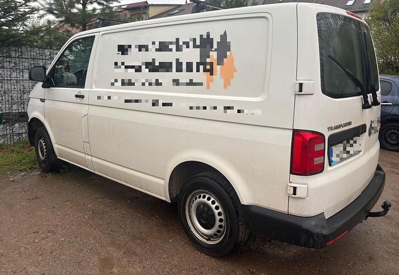 Gebraucht VW Transporter 102 PS (75 kW) 2018 Weiß Van