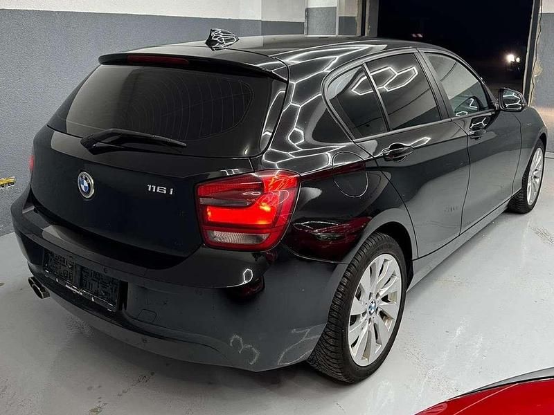Gebraucht BMW 116 136 PS (100 kW) 2012 Schwarz Kleinwagen