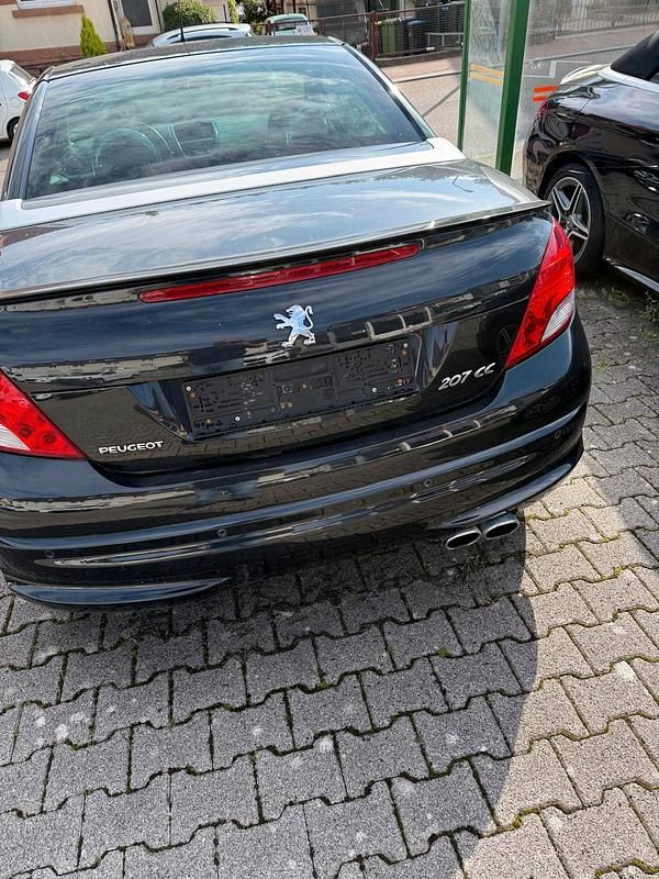 Gebraucht Peugeot 207 CC Platinum 120 PS (88 kW) 2011 Schwarz Cabrio