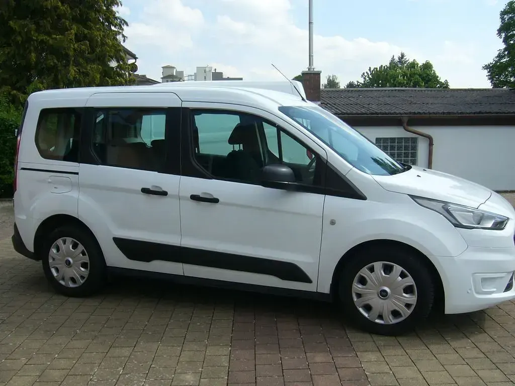 Gebraucht Ford Transit Connect Trend 101 PS (74 kW) 2020 Weiß Van / Kleinbus