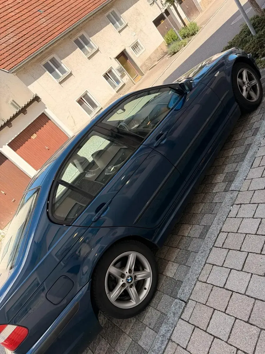 Gebraucht BMW 320 M Sport 170 PS (125 kW) 2003 Blau Limousine