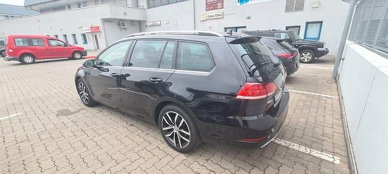 Gebraucht VW Golf VII Highline 150 PS (110 kW) 2018 Schwarz Kombi