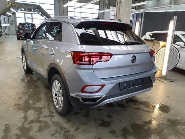 Gebraucht VW T-Roc Style 150 PS (110 kW) 2024 Pyritsilber SUV