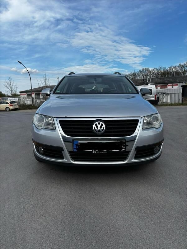 Silber Gebraucht 2009 VW Passat Comfortline Kombi | 3.200 € (Fairer Preis) - Bild 1/4