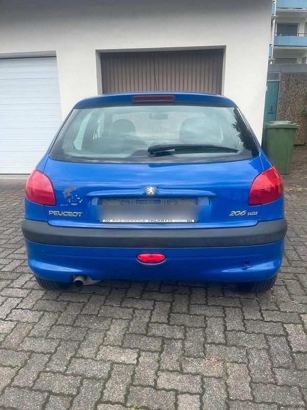 Blau Gebraucht 2004 Peugeot 206 Kleinwagen | 700 € - Bild 1/4