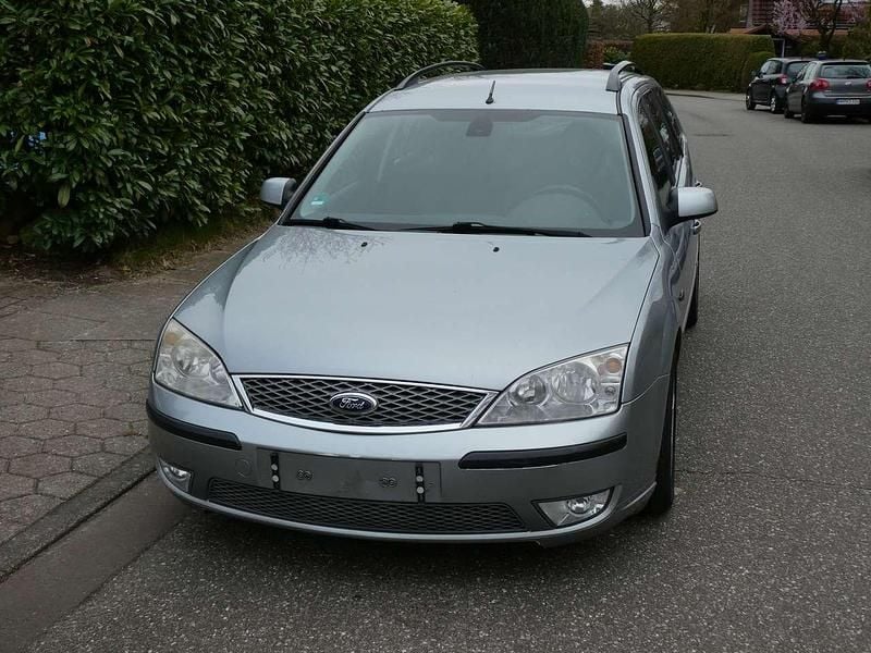 Gebraucht Ford Mondeo Trend 131 PS (96 kW) 2006 Silber Kombi