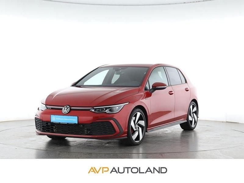 Kings red metallic Gebraucht 2021 VW Golf VIII GTI Limousine | 25.970 € (Guter Preis) - Bild 1/4