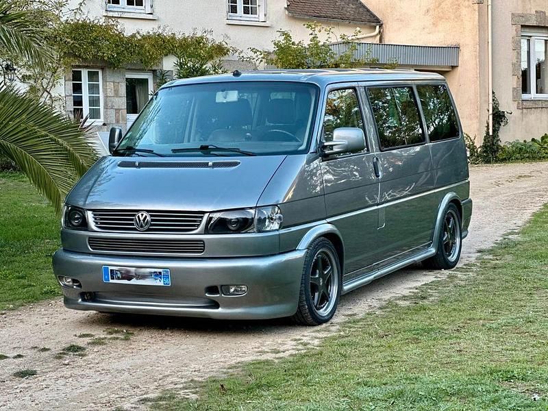 Grau Gebraucht 2001 VW T4 Highline Van | 27.900 € - Bild 1/4