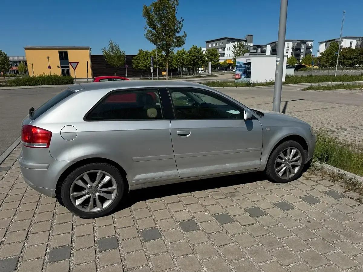 Second-hand Audi A3 102 CP (75 kW) 2004 Hatchback