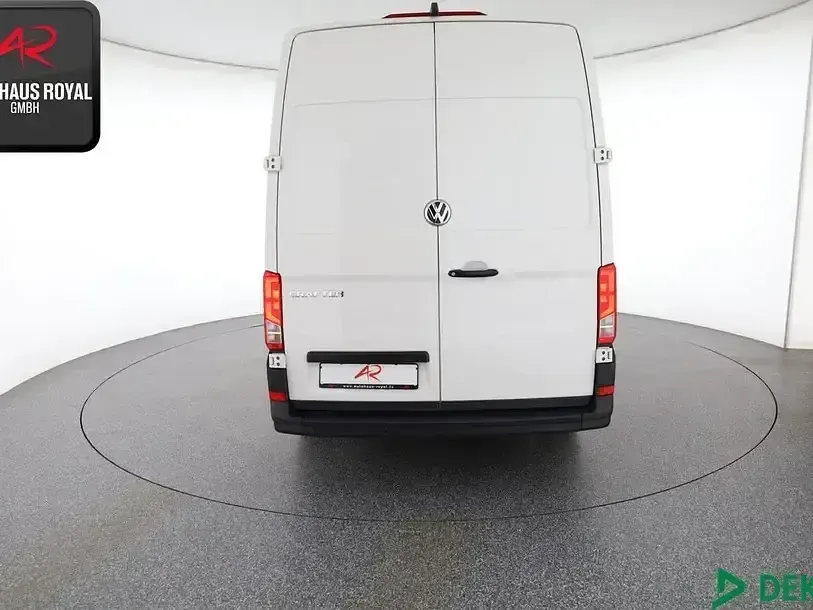 Second-hand VW Crafter 140 CP (102 kW) 2020 Alb Van