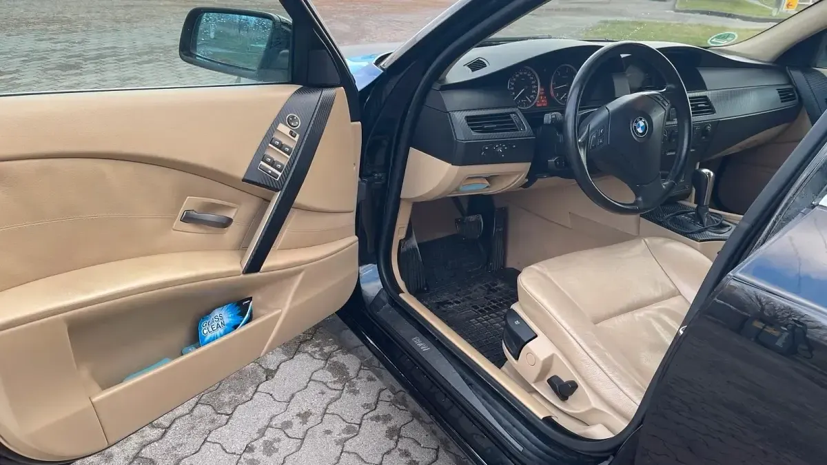 Gebraucht BMW 530 218 PS (160 kW) 2004 Schwarz Kombi