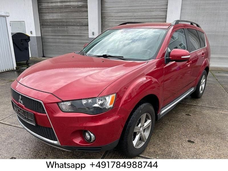 Gebraucht Mitsubishi Outlander Invite 170 PS (125 kW) 2010 Rot SUV