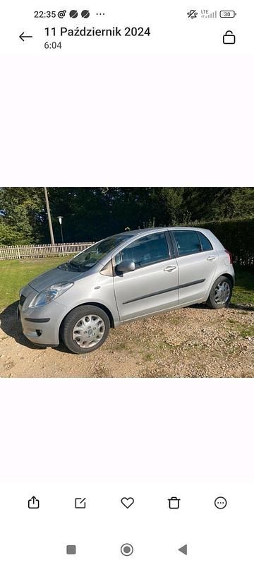 Silber Gebraucht 2007 Toyota Yaris Kleinwagen | 2.500 € (Superpreis) - Bild 1/4