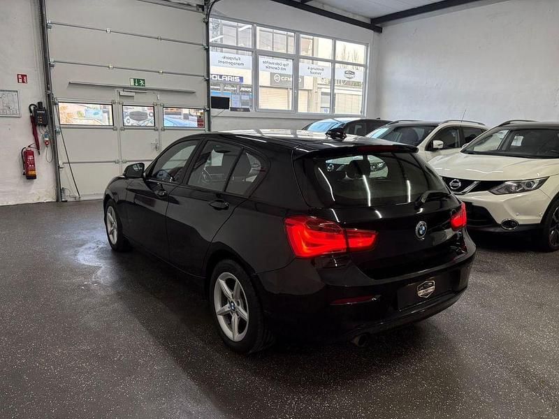 Gebraucht BMW 116 Advantage 109 PS (80 kW) 2017 Schwarz Kleinwagen