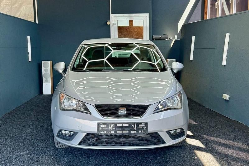Gebraucht 2015 Seat Ibiza SC CONNECT Kleinwagen | 6.399 € (Guter Preis) - Bild 1/4