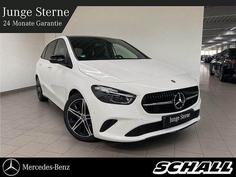 Weiß Gebraucht 2025 Mercedes B200 Night Van / Kleinbus | 42.498 € - Bild 1/4