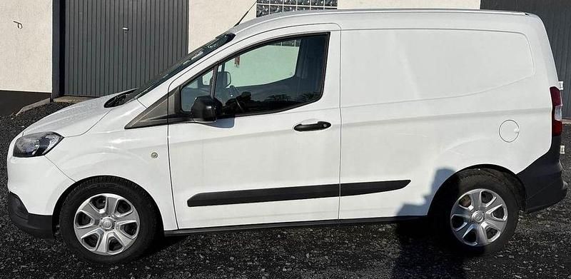 Gebraucht Ford Transit Trend 101 PS (74 kW) 2019 Weiß Abholung