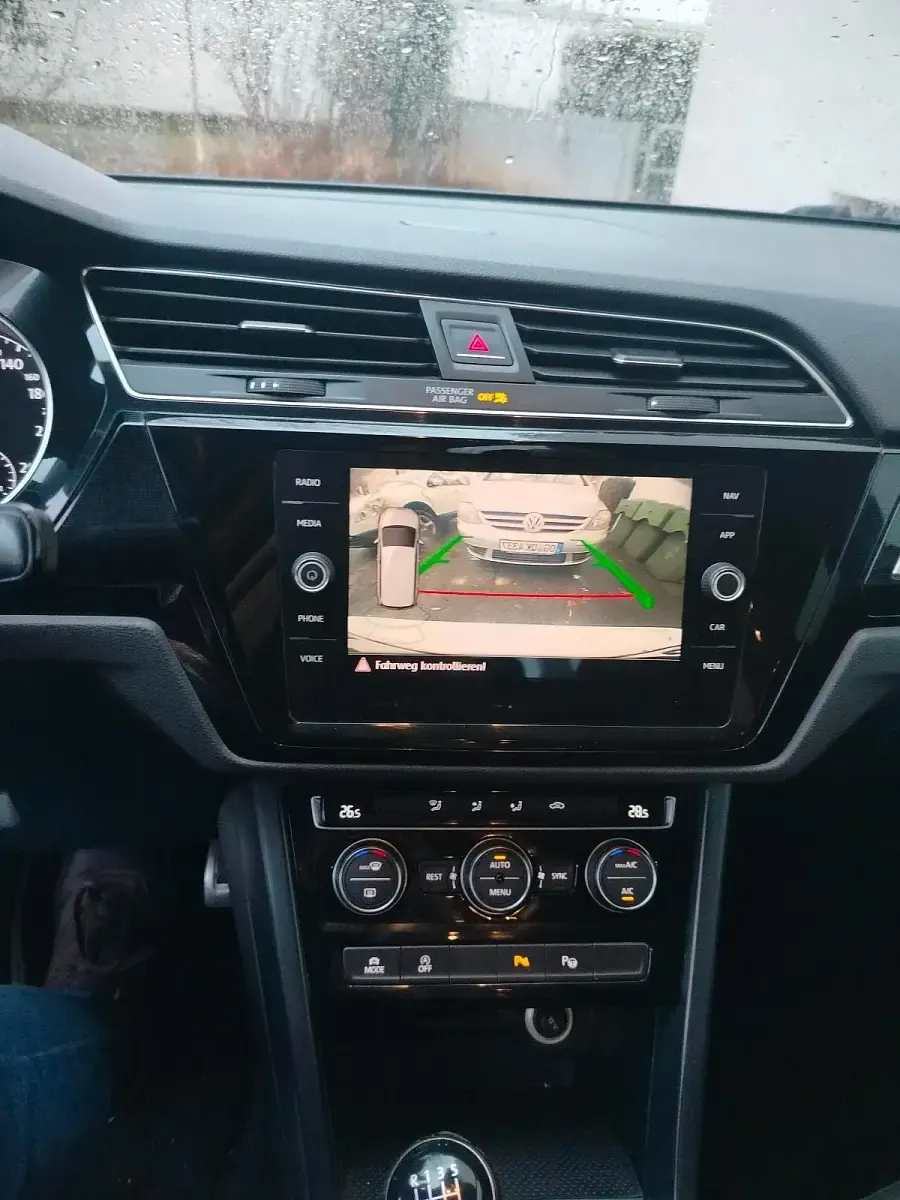 Gebraucht VW Touran 116 PS (85 kW) 2018 Van / Kleinbus