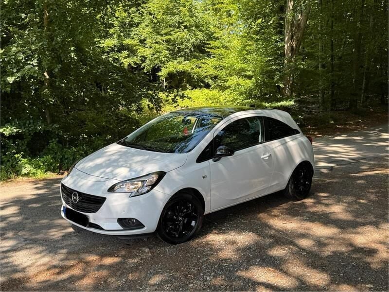 Weiß Gebraucht 2018 Opel Corsa Color Edition Kleinwagen | 8.450 € (Superpreis) - Bild 1/4