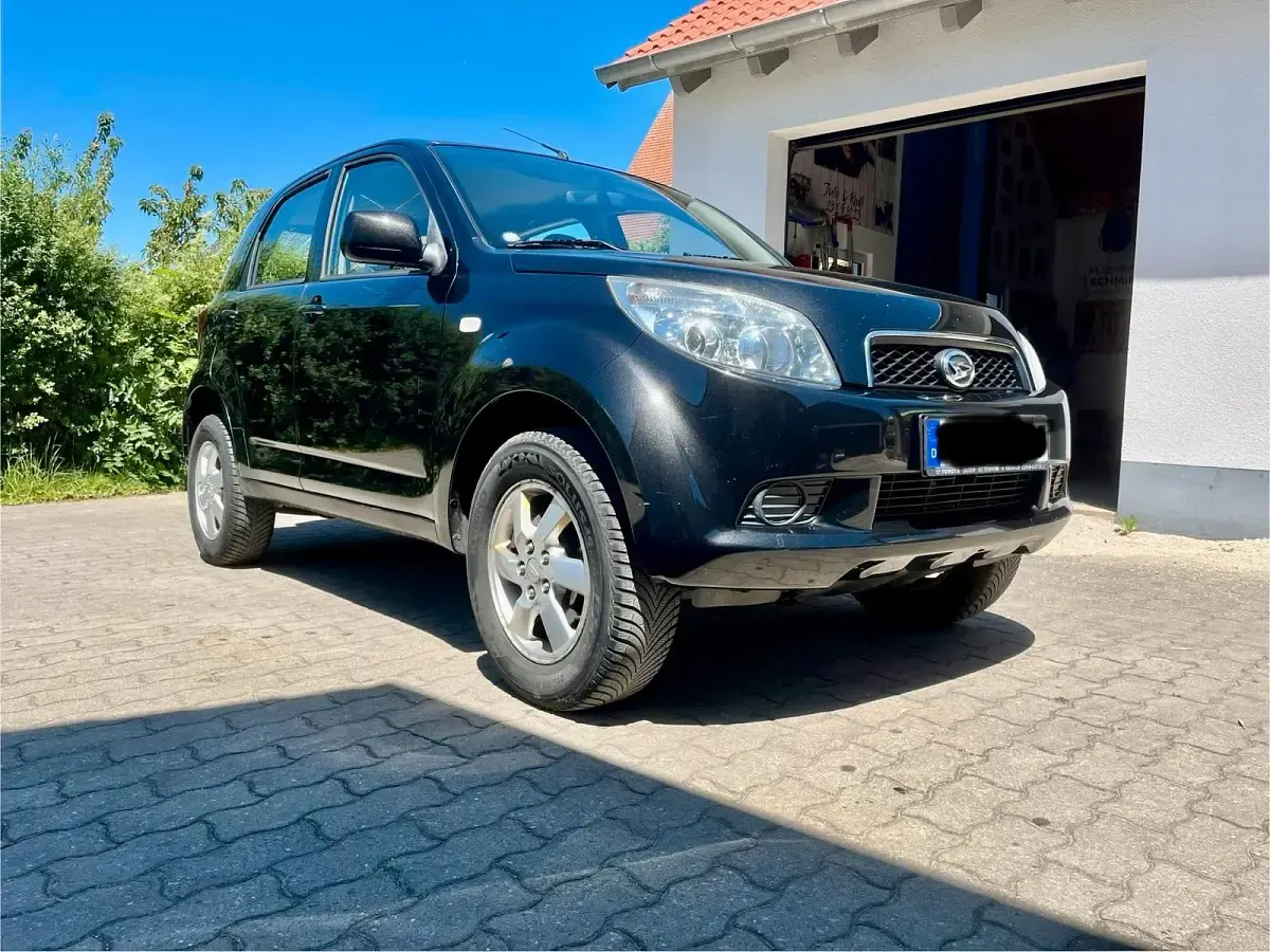Gebraucht Daihatsu Terios 105 PS (77 kW) 2008 Schwarz SUV