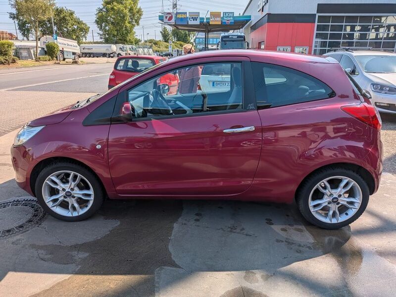 Gebraucht 2015 Ford Ka Titanium Kleinwagen | 4.950 € (Guter Preis) - Bild 1/4