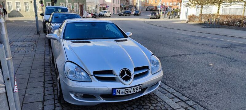 Silber Gebraucht 2004 Mercedes SLK200 Cabrio | 5.750 € (Fairer Preis) - Bild 1/4