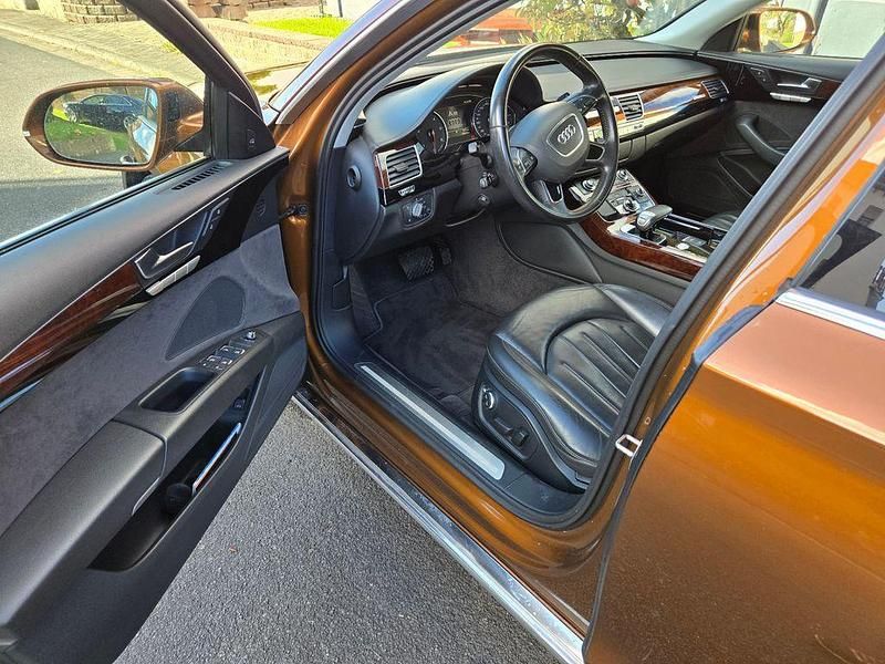 Gebraucht Audi A8 250 PS (183 kW) 2012 Orange Limousine