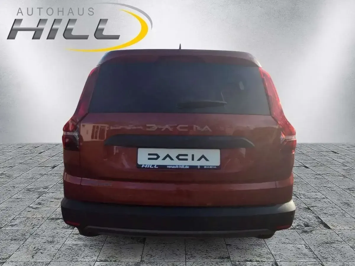 Gebraucht Dacia Jogger Extreme 110 PS (80 kW) 2025 Terracottabraun metallic Van / Kleinbus