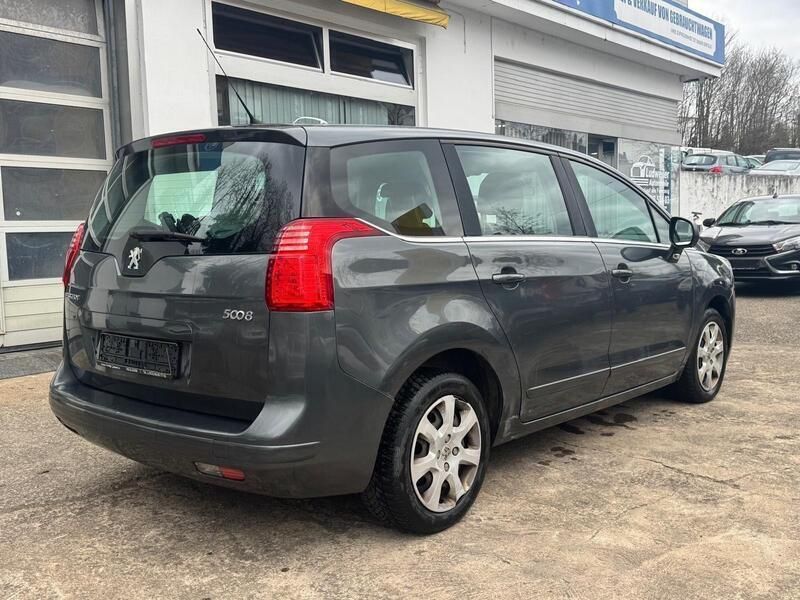 Gebraucht Peugeot 5008 Premium 109 PS (80 kW) 2009 Grau Van / Kleinbus