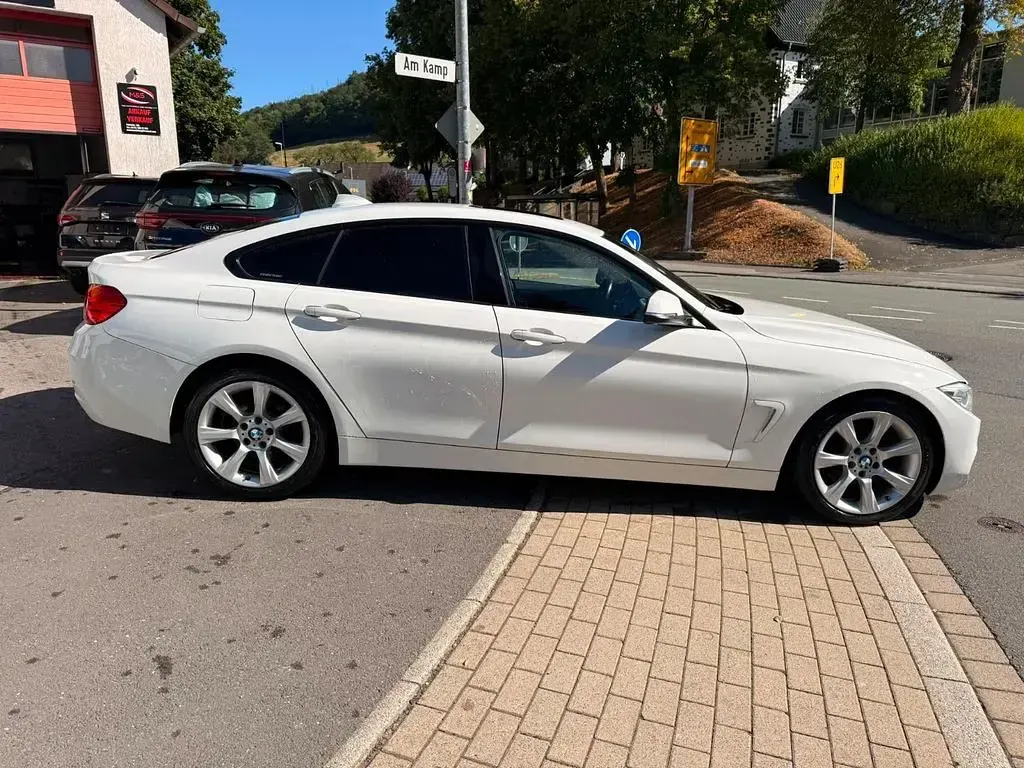 Gebraucht BMW 420 Gran Coupé Comfort Edition 190 PS (139 kW) 2015 Weiß Coupé