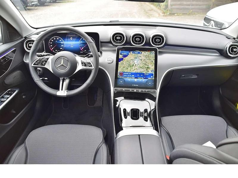 Gebraucht Mercedes C200 Advanced 204 PS (150 kW) 2024 Polarweiss Kombi